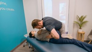 Hip Pain, Back Pain, or IT Band? The Summer Self-Check That Stops Guessing in Columbus